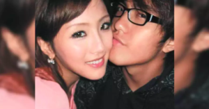 趙浚承與性感女星陳靜（DaDa）有過一段情。