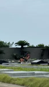 令人淚目!具俊曄雨中守靈大S半年 真實畫面曝光 令人淚目!具俊曄雨中守靈大S半年 真實畫面曝光
