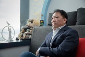 胡志偉赴英據報被拒入境 《泰晤士報》：護照被扣擬遣返香港
