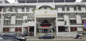 新北「阿伯壓住國中妹」影片瘋傳 警方揭真相竟是情侶拉扯 新北「阿伯壓住國中妹」影片瘋傳 警方揭真相竟是情侶拉扯