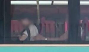 旺角巴士非禮案|六旬漢伸手摸女學生胸部 認罪判囚4個月 旺角巴士非禮案|六旬漢伸手摸女學生胸部 認罪判囚4個月