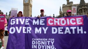 英國安樂死法案遭下議院否決　286票反對270票贊成