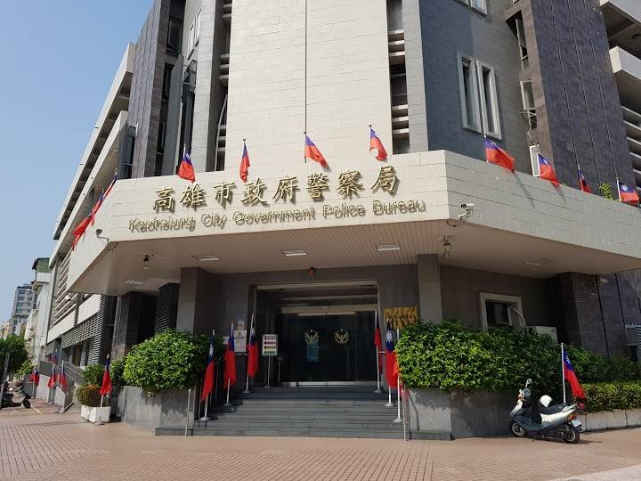 高雄國小男教師倒斃校內雜物間　家屬報警尋人揭發　死因待查