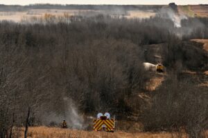 加拿大軍事基地深夜爆奪命大火 4軍人死亡、數十人重傷 卡尼下令全國降半旗 加拿大軍事基地深夜爆奪命大火 4軍人死亡、數十人重傷 卡尼下令全國降半旗